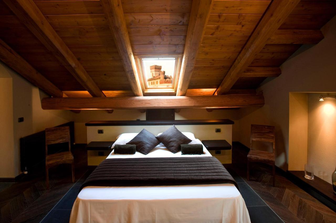 Bed and Breakfast Casa Svizzera Agriturismo à Barolo Extérieur photo